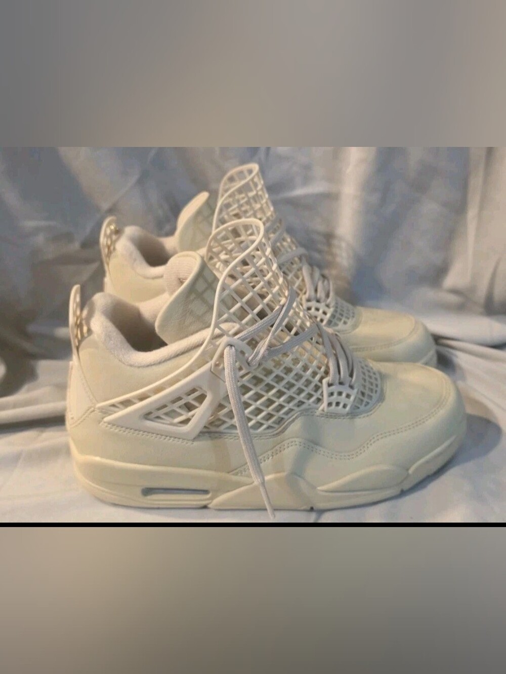 Nike Air Jordan 4 Sneakers Net Rattan Beige FN7251-200 Women Size 9 NWOB Defect